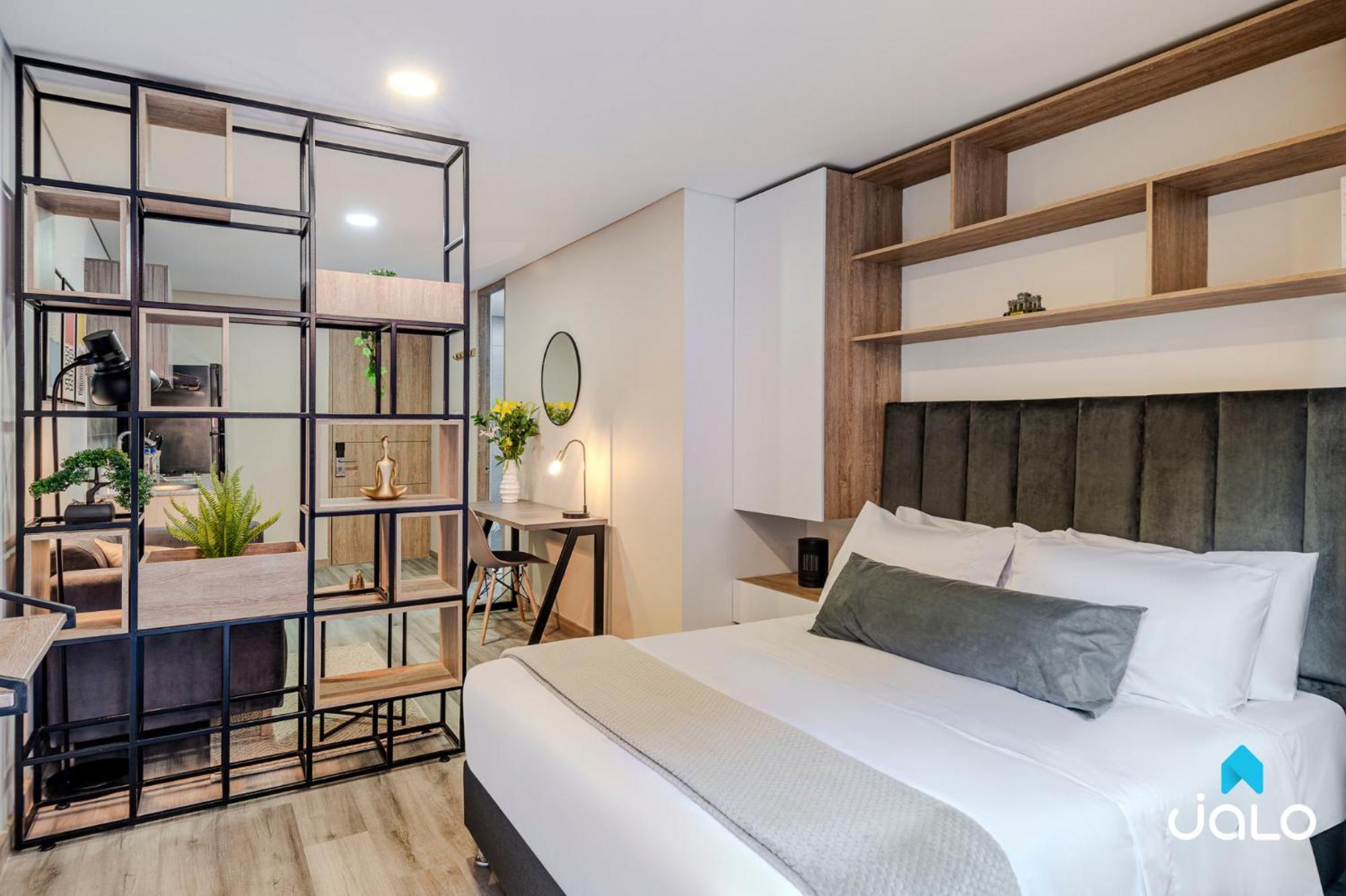 Modern Loft In 94 St *